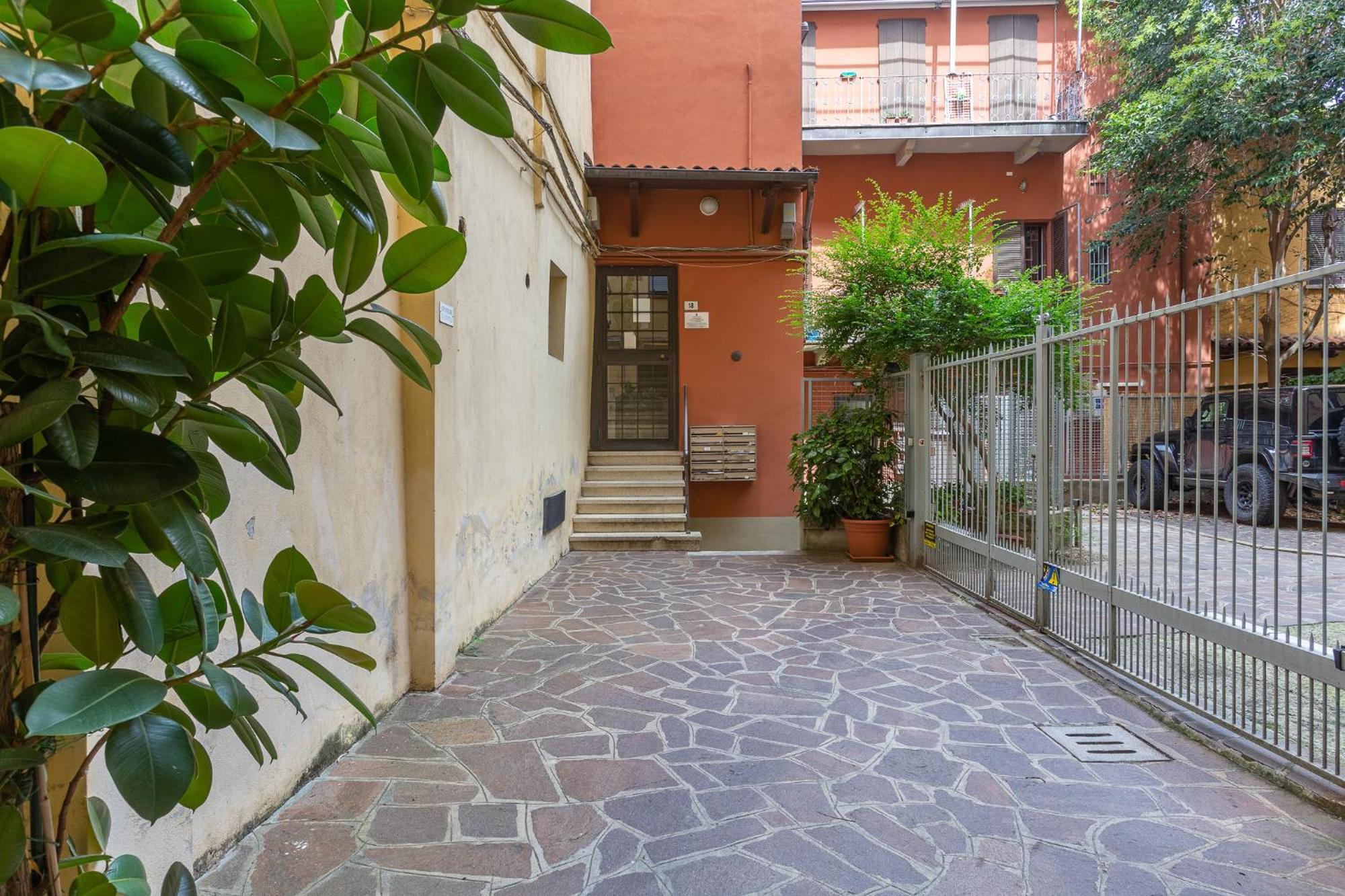 Piccola Anastasia - Your Cozy Bologna Stay エクステリア 写真